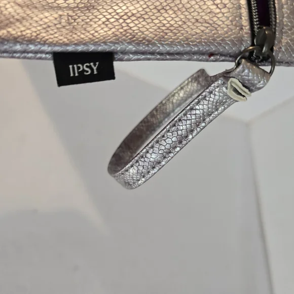 Ipsy makeup/coin purses - Picture 9 of 10
